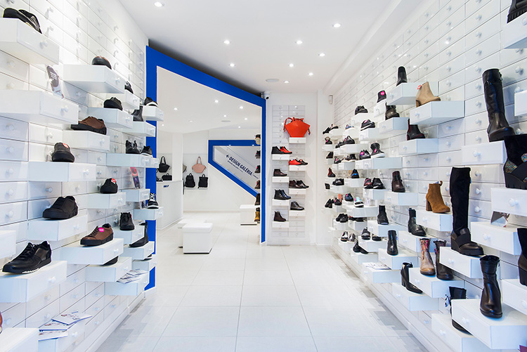 大型鞋店装修效果图图片